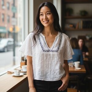 Universal Thread White Embroidered V-Neck Flutter Sleeve Blouse